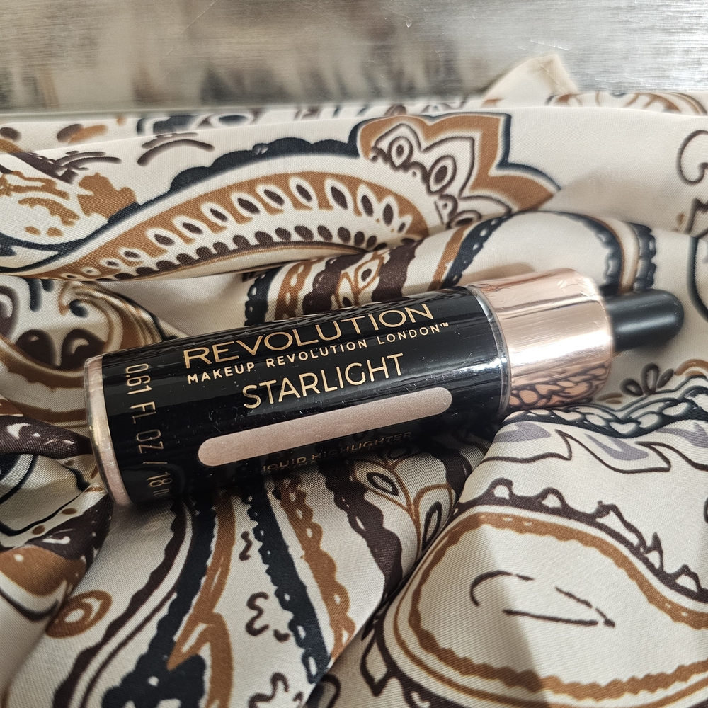5 For $35!! - Revolution Starlight Highlighter